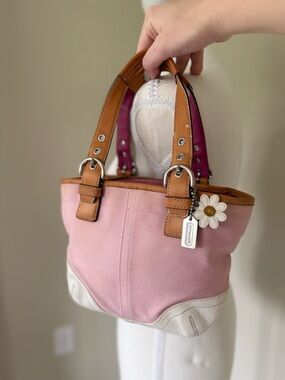 Vintage Coach Soho Daisy Mini Tote Hamptons Mini Tote Pink White Y2K Coach 4427